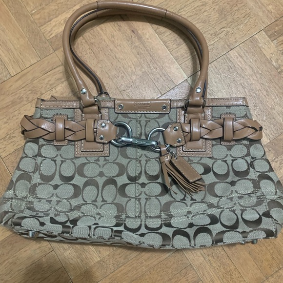 Coach Hampton Signature Carry Purse - Picture 1 of 7